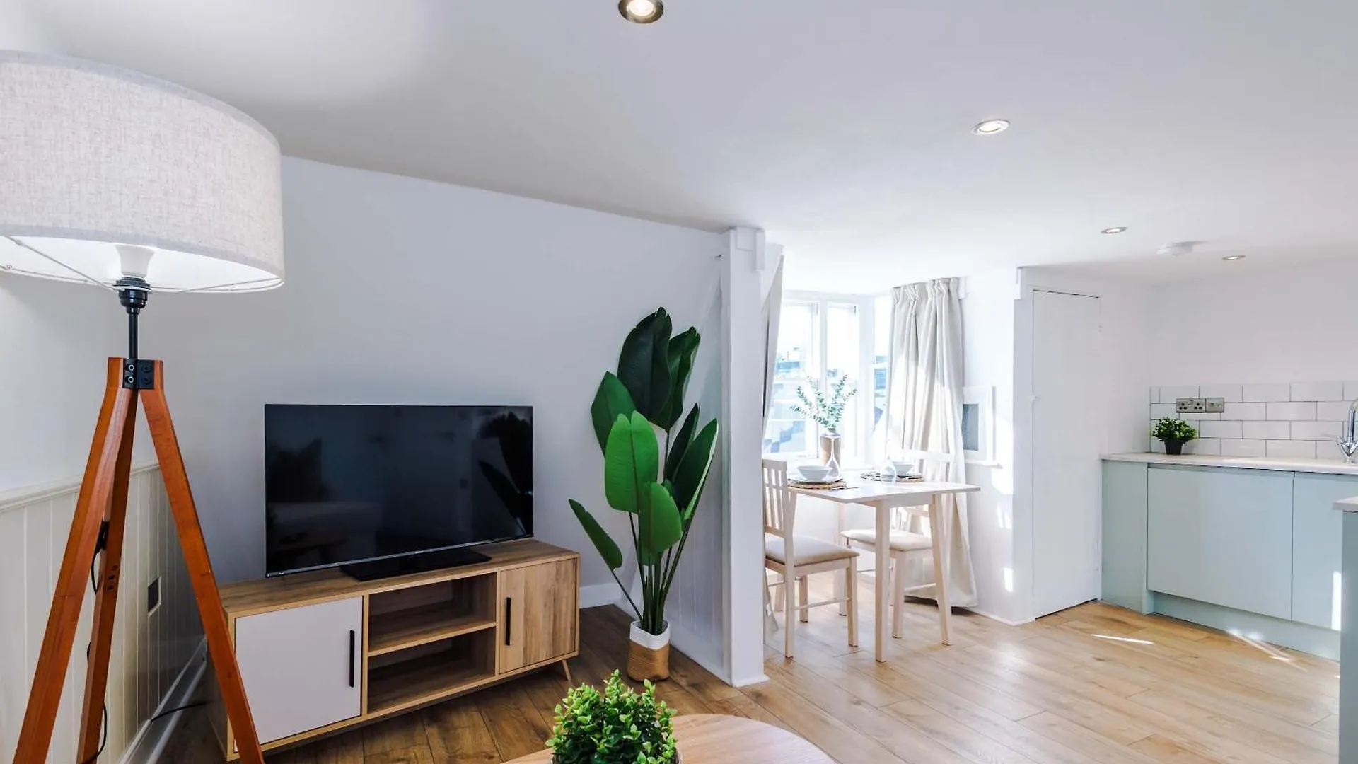 Westminster House Loft Apartment - By Assured Kingston upon Hull