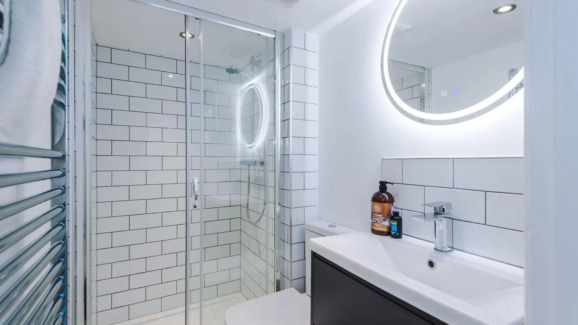Westminster House Loft Apartment - By Assured Kingston upon Hull